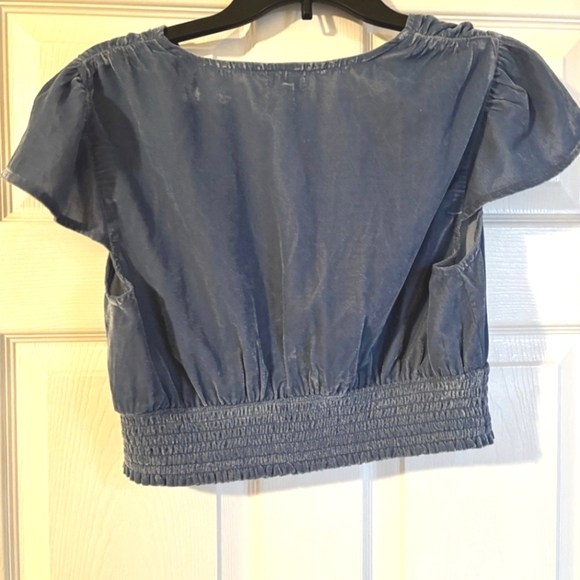 Aerie M Crushed velvet v-neck cap sleeve crop top size Medium - Picture 5 of 5